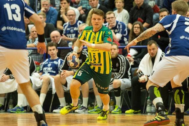 Sören Kress ( 5, VfL Eintracht Hagen) am Ball Bergischer HC vs. VfL Eintracht Hagen, Handball, 2. Bundesliga, 23.02.18 Solingen NRW Deutschland Klingenhalle