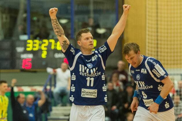 Torjubel Arnor Thor Gunnarsson ( 11, Bergischer HC) Bergischer HC vs. VfL Eintracht Hagen, Handball, 2. Bundesliga, 23.02.18 Solingen NRW Deutschland Klingenhalle