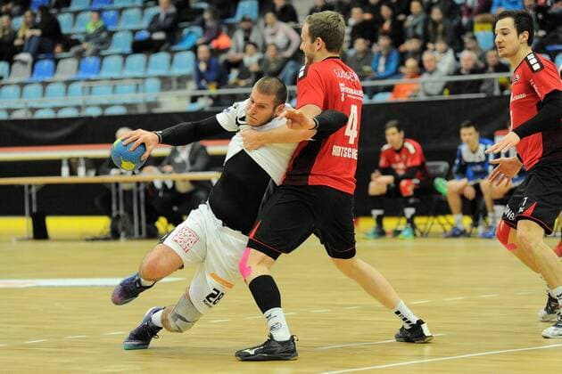 Daniel Zele (HC Elbflorenz Dresden 28) gegen Patrick Rentschler (SG BBM Bietigheim 4) Handball,Maenner,2.Bundesliga,23.02.2018, Foto:TBaur Eibner Bietigheim Copyright: xEIBNER Tobias_Baurx EP_TBR