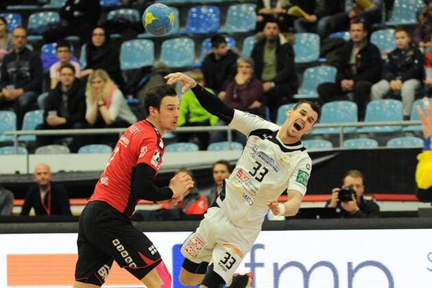 Roman Becvar (HC Elbflorenz Dresden 33) gegen Dominik Claus (SG BBM Bietigheim 7) Handball,Maenner,2.Bundesliga,23.02.2018, Foto:TBaur Eibner Bietigheim Copyright: xEIBNER Tobias_Baurx EP_TBR