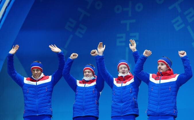 180224 Lars Helge Birkeland, Tarjei Bo, Johannes Thingnes Bo and Emil Hegle Svendsen of Norway, Silver, celebrates at the Medal Ceremony for the Men s Biathlon 4x7,5 km relay during day fifteen of the 2018 Winter Olympics on February 24, 2018 in Pyeongchang. Photo: Carl Sandin BILDBYRAN kod CS 57999_322 Copyright: CARLxSANDIN BB180224CS095