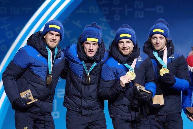 180224 Peppe Femling, Jesper Nelin, Sebastian Samuelsson and Fredrik Lindström of Sweden, Gold, celebrating at the Medal Ceremony for the Men s Biathlon 4x7,5 km relay during day fifteen of the 2018 Winter Olympics on February 24, 2018 in Pyeongchang. Photo: Carl Sandin BILDBYRAN kod CS 57999_322 Copyright: CARLxSANDIN BB180224CS122
