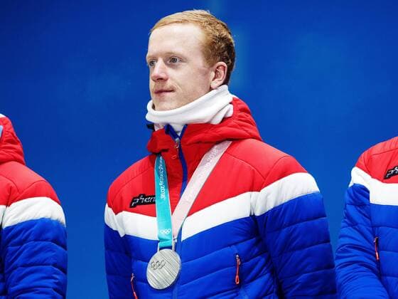 180224 Johannes Thingnes Bo of Norway, silver, celebrates at the Medal Ceremony for the Men s Biathlon 4x7,5 km relay during day fifteen of the 2018 Winter Olympics on February 24, 2018 in Pyeongchang. Photo: Carl Sandin BILDBYRAN kod CS 57999_322 Copyright: CARLxSANDIN BB180224CS140