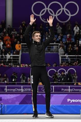 Belgian speed skater Bart Swings celebrates on the podium during the medal ceremony after the men s mass start Speed skating Eisschnelllauf event at the XXIII Olympic Winter games Winterspiele Spiele Summer games Saturday 24 February 2018, in Pyeongchang, South Korea. The Winter Olympics are taking place from 9 February to 25 February in Pyeongchang County, South Korea. DIRKxWAEM  x05301957x