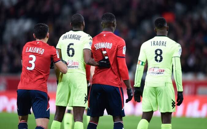 Fußball, OSC Lille - Angers SCO Ibrahim Amadou ( Lille ) - Junior Alonso ( Lille ) - Ismael Traore ( Angers ) FOOTBALL : Lille OSC vs SCO Angers - Ligue 1 - Lille - 24 02 2018 FedericoPestellini Panoramic 