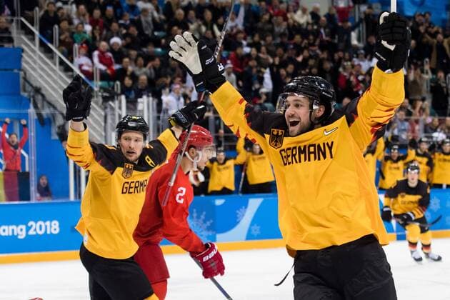 PyeongChang 2018 - Highlights der Olympischen Spiele 180225 Patrick Hager and Brooks Macek of Germany celebrates the 1-1 goal by Felix Schutz in the Ice hockey Eishockey Men s Final between Olympic Athletes from Russia (OAR) and Germany during day sixteen of the 2018 Winter Olympics on February 25, 2018 in Pyeongchang. Photo: Joel Marklund BILDBYRAN kod JM 87649 *** 180225 Patrick Hager and Brooks Macek of Germany celebrates the 1 1 goal by Felix Schutz in the Ice Hockey Mens Final between Olympic Athletes from Russia OAR and Germany during day sixteen of the 2018 Winter Olympics on February 25, 2018 in Pyeongchang Photo Joel Marklund BILDBYRAN kod JM 87649  Copyright: JOELxMARKLUND BB180225JM013