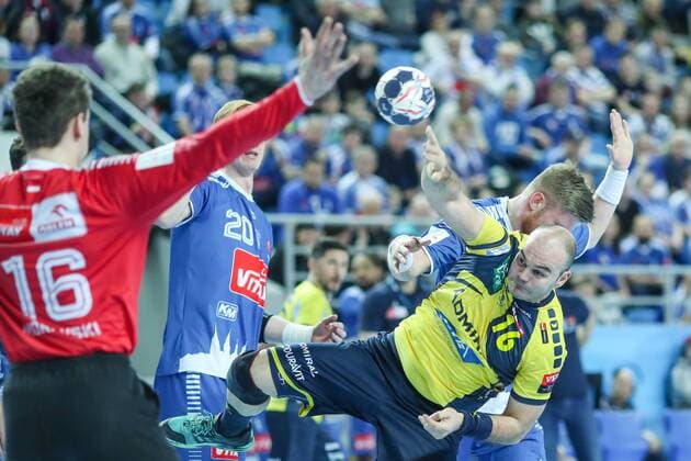 25.02.2018 PLOCK, ORLEN ARENA PILKA RECZNA, HANDBALL VELUX EHF CHAMPIONS LEAGUE 2017 2018 LIGA MISTRZOW EHF MECZ ORLEN WISLA PLOCK - RHEIN NECKAR LOWEN NZ ADAM MORAWSKI, RAFAEL GONZALEZ BAENA FOTO LUKASZ GROCHALA CYFRASPORT NEWSPIX.PL --- Newspix.pl FRANCE OUT!  20180225CSLG0007