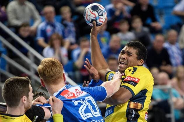 20180225, Plock, Orlen Arena, Pilka reczna mezczyzn, EHF Liga Mistrzow sezon 2017 2018 Mecz Orlen Wisla Plock - Rhein-Neckar Lowen N z Mads Mensah Larsen Fot Rafal Oleksiewicz PRESSFOCUS 20180225, Plock, Orlen Arena, 2017 2018 EHF Men s Champions League Group Phase Match Orlen Wisla Plock - Rhein-Neckar Lowen Mads Mensah Larsen Credit Rafal Oleksiewicz PRESSFOCUS NEWSPIX.PL --- Newspix.pl france out!  20180225PF_RO2413
