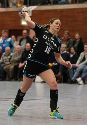 28.02.2018, Deutschland, Bietigheim, Handball Bundesliga Frauen 16. Spieltag Saison 2017 2018 SG BBM Bietigheim vs. VfL Oldenburg: Anna Loerper (BBM)
