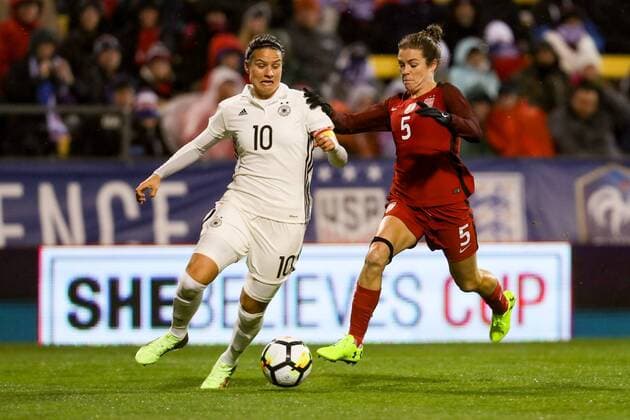 COLUMBUS, OH - MARCH 01: Germany midfielder Dzsenifer Marozsan (10) controls the ball as United States defender Kelley O Hara (5) pursues during the first half of the international game between United States and Germany women s national teams on March 01, 2018 at Mapfre Stadium in Columbus, OH. (Photo by Adam Lacy Icon Sportswire) SOCCER: MAR 01 SheBelieves Cup - USA v Germany Icon180301006 EDITORIAL USE ONLY