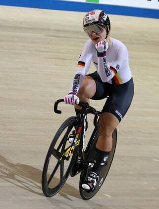 Bahnrad, WM Apeldoorn, Kristina Vogel gewinnt elftes WM-Gold und schreibt Geschichte UCI 2018 Track cycling Rad Radsport Bahnrad Bahn World Championships, UCI Bahn Weltmeisterschaften 2018, Apeldoorn (NED), 02.03.2018, xmdx, Womens Sprint, World Champion Kristina VOGEL (GER, Germany, Deutschland), 2018 Track Cycling World Championships
