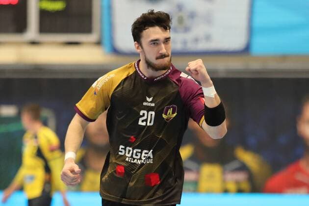 Lucien Auffret (HBC, 20), jubelt über ein Tor, Jubel, Torjubel, Torerfolg, celebrate the goal, goal, celebration, Jubel ueber das Tor, optimistisch, Action, Aktion, Handball, Champions League, Rhein-Neckar Löwen - HBC Nantes,