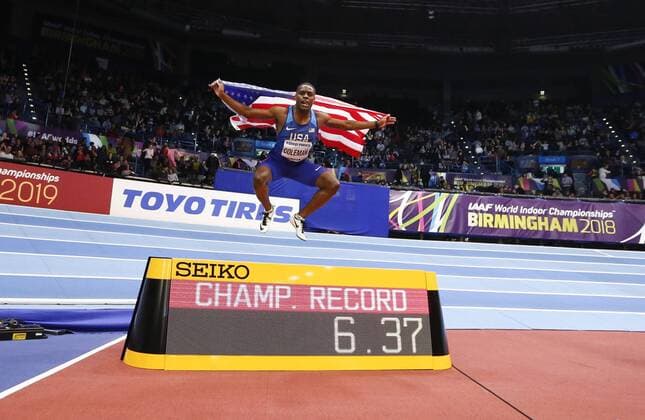 Themen der Woche - SPORT Bilder des Tages - SPORT (180304) -- BIRMINGHAM, March 4, 2018 -- Christian Coleman of the United States celebrates after winning the men s 60 metres final of the IAAF World Indoor Championships at Arena Birmingham in Birmingham, Britain on March 3, 2018. )(wll) (SP)BRITAIN-BIRMINGHAM-ATHLETICS-IAAF WORLD INDOOR CHAMPIONSHIPS DAY 3 HanxYan 