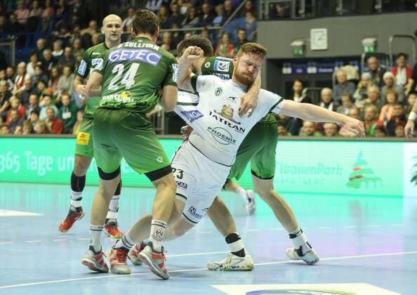 04.03.2018, xcsx, Handball EHF Pokal, SC Magdeburg - Tatran Presov, emspor, v.l. Christian O Sullivan (SC Magdeburg), Piotr Chrapkowski (SC Magdeburg), Zweikampf, battle for the ball, against Leon Vucko (Tatran Presov) Magdeburg