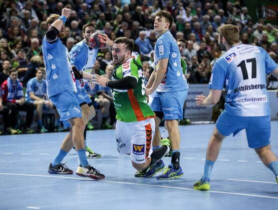 Deutschland,Wetzlar, Rittal-Arena, 04.03.2017, Handball,DHB-Pokal,Viertelfinale, HSG Wetzlar - TVB 1898 Stuttgart Bild: Jannik Kohlbacher (HSG Wertzlar, 80) wirft aufs Tor Copyright: HMBxMedia ThomasxJäger