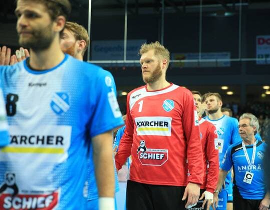 04.03, xfgx, Handball DHB-Pokal 1 4 Finale, HSG Wetzlar - TVB Stuttgart, emspor, v.l.Nr.1 Johannes Bitter (TVB Stuttgart) Enttäuscht Wetzlar