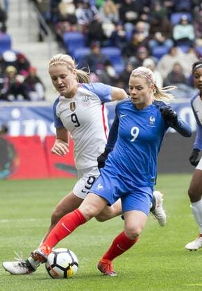 HARRISON, NJ - MARCH 04: Eugenie Le Sommer (9) of France moves the ball away from Lindsey Horan (9) of the USWNT during a She Believes Cup match between the USWNT and France on March 04, 2018, at Red Bull Arena, in Harrison, N.J. The game ended in a 1-1 tie. (Photo by Tony Quinn Icon Sportswire) SOCCER: MAR 04 SheBelieves Cup - USA v France Icon25518030451 EDITORIAL USE ONLY