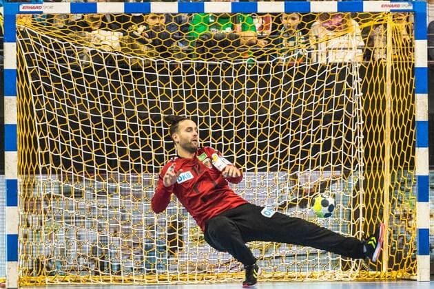 04.03.18 Füchse Berlin - Helvetia Anaitasuna, , EHF-Cup, Handball, Gruppenphase, Männer, Saison 2017 18 Bild: Parade von TH Silvio Heinevetter (Füchse Berlin) Nr. 12