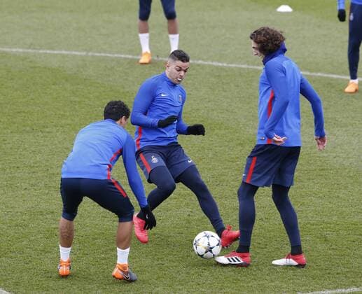 Entrenamiento del PSG en la ciudad deportiva. En la imagen, Rabiot. PSG training session. In this picture, Rabiot. 