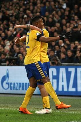 Tottenham Hotspur v Juventus UEFA Champions League Paulo Dybala of Juventus celebrates scoring his side?s 2nd goal during the UEFA Champions League match at Wembley Stadium, London Content Not Available For UK Newspapers Copyright: xPaulxChestertonx FIL-11460-0052