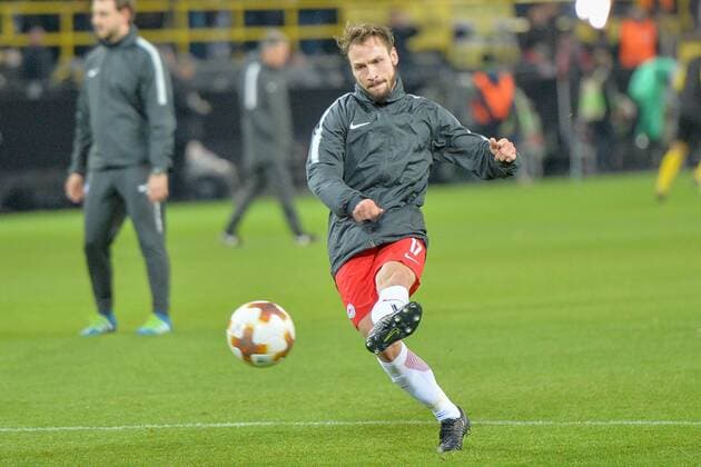 GER, 1.FBL, Borussia Dortmund vs RB Salzburg 08.03.2018, Signal Iduna Park, Dortmund, GER, 1.FBL, Borussia Dortmund vs RB Salzburg, im Bild Andreas Ulmer ( 17, RB Salzburg) beim Aufwaermen