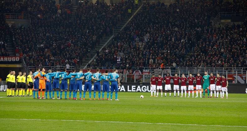 One minute of silent in honor od Davide Astori before the UEFA Europa League Round of 16 match between AC Milan and Arsenal at Stadio San Siro, Milan, Italy on 8 March 2018. Copyright: xRobertoxBreganix 19210005