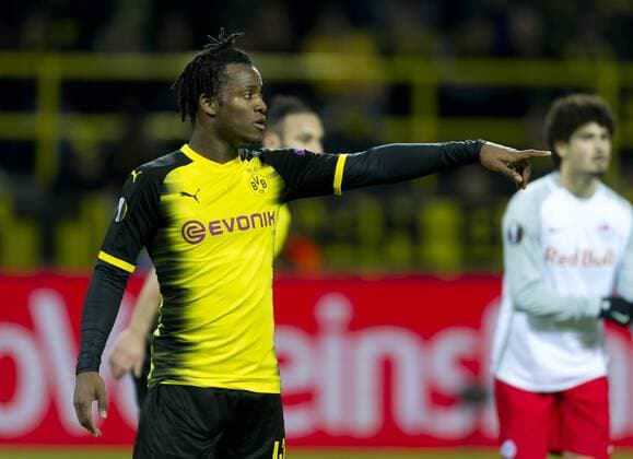 Dortmund, Germany 08.03.2018, UEFA Europa League - 2017 18 Season, Achtelfinale, Borussia Dortmund - Red Bull Salzburg, Michy Batshuayi (BVB) gestikuliert, gestik ( DeFodi053