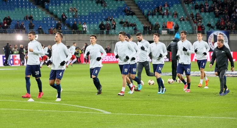 RB Leipzig - St.Petersburg Fussball Euro League Leipzig, 08.03.2018, Red Bull Arena, Fussball, UEFA EURO EM Europameisterschaft Fussball League, Achtelfinale, Hinspiel , RB Leipzig vs. Zenit St. Petersburg. , Im Bild; Zenit beim Warmlaufen. ,