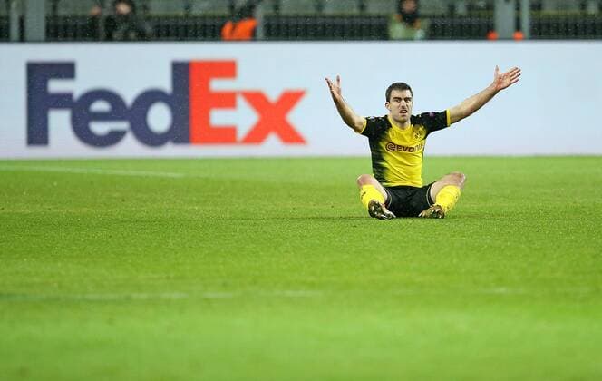 08.03.2018, Fussball UEFA Europa League 2017 2018, Achtelfinale, Borussia Dortmund - RB Salzburg, im Signal-Iduna-Park Dortmund. Sokratis Papastathopoulos (Dortmund)