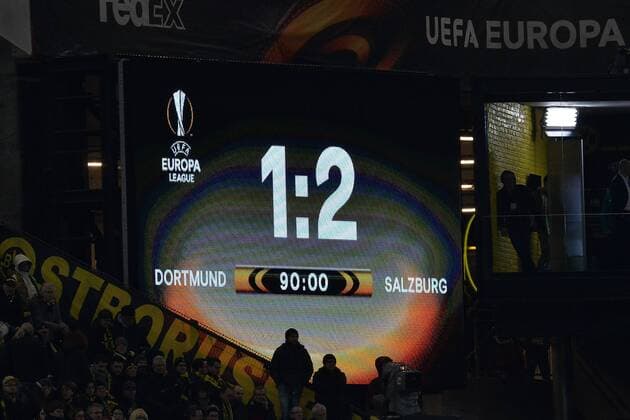Fußball Europa League Achtelfinale Borussia Dortmund - FC Salzburg am 08.03.2018 im Signal Iduna Park in Dortmund Die Anzeigentafel zeigt den Endstand an