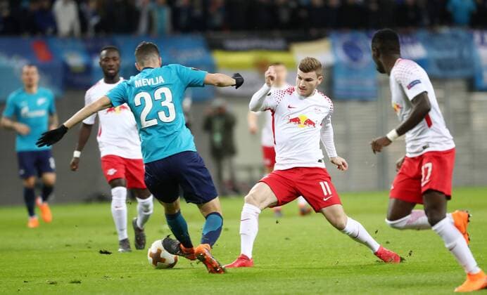 RB Leipzig - St.Petersburg Fussball Euro League Leipzig, 08.03.2018, Red Bull Arena, Fussball, UEFA EURO EM Europameisterschaft Fussball League , Achtelfinale Hinspiel, RB Leipzig vs. FK Zenit St. Petersburg , Im Bild v.l.: MihaÊMevlja (23, Zenit) und Timo Werner (11, RB Leipzig). ,