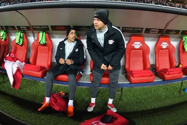 Yussuf Poulsen (RB Leipzig) li. und Dominik Kaiser (RB Leipzig) re., auf der Auswechselbank, RB Leipzig vs. Zenit St. Petersburg, Fussball, UEFA Europa League, 08.03.2018, Leipzig Copyright: xEIBNER BertxHarzerx EP_BHR