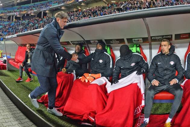 Ralph Hasenhuettl (Trainer, RB Leipzig) begruesst die Spieler auf der Auswechselbank, RB Leipzig vs. Zenit St. Petersburg, Fussball, UEFA Europa League, 08.03.2018, Leipzig Copyright: xEIBNER BertxHarzerx EP_BHR