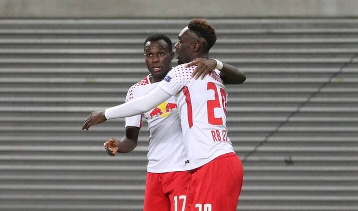 RB Leipzig - St.Petersburg Fussball Euro League Leipzig, 08.03.2018, Red Bull Arena, Fussball, UEFA EURO EM Europameisterschaft Fussball League, Achtelfinale, Hinspiel , RB Leipzig vs. Zenit St. Petersburg. , Im Bild; Tor für RB Leipzig. Bruma (17, RB Leipzig) erzielt den Treffer zum 1:0 gegen Torwart AndreiÊLunev (99, Zenit) und jubelt mit Jean-Kevin Augustin (29, RB Leipzig). ,
