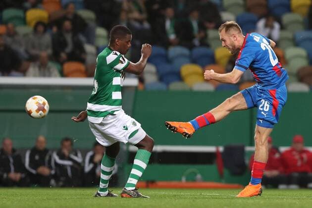 March 8, 2018 - Lisbon, Portugal - Plzen s midfielder Daniel Kolar of Czech Republic (R ) vies with Sporting s midfielder William Carvalho from Portugal during the UEFA Europa League round of 16 1st leg football match Sporting CP vs Viktoria Plzen at the Jose Alvalade stadium in Lisbon, Portugal, on March 8, 2018. UEFA Europa League round of 16 1st leg football match Sporting CP vs Viktoria Plzen - ZUMAf123 20180308_zap_f123_006 Copyright: xPedroxFiuzax