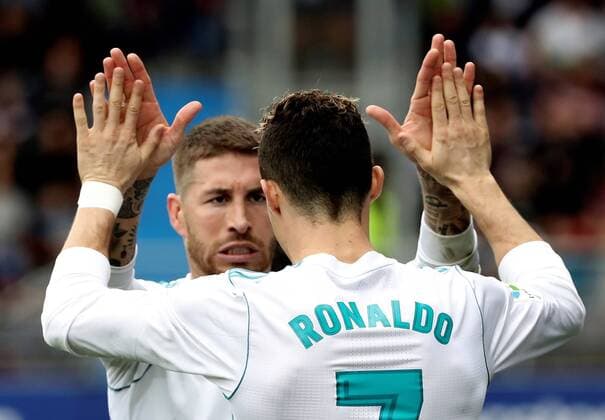Themen der Woche - SPORT Bilder des Tages - SPORT Real Madrid s Portuguese striker Cristiano Ronaldo (R) celebrates with Sergio Ramos (L) after scoring the opening goal against SD Eibar during the Spanish Liga Primera division soccer match played at Ipurua stadium, in Eibar, northern Spain, 10 March 2018. SD Eibar vs Real Madrid !ACHTUNG: NUR REDAKTIONELLE NUTZUNG!  Copyright: xJavierxEtxezarretax GRAF9009 20180310-636562877291887807