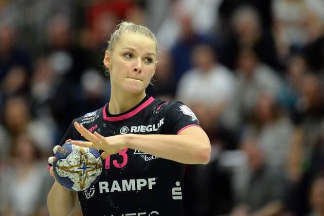 Shenia Minevskaja (TuS Metzingen) beim Wurf -- Handball --- 1. Bundesliga Frauen --- HSG Bad Wildungen Vipers vs TuS Metzingen --- 10.03.2018, Bad Wildungen Copyright: xSippel xEibner-Pressefotox EP_rsl