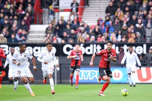 06 Clement GRENIER (gui) - 15 Patrick BURNER (nice) - 25 Wylan CYPRIEN (nice) FOOTBALL : Guingamp vs Nice - Ligue 1 Conforama - 11 03 2018 FEP Panoramic 