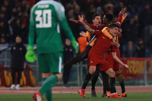 Esultanza a fine partita per la qualificazione i quarti, celebration Diego Perotti Roma Roma 13-03-2018 Stadio Olimpico Football Calcio UEFA Champions League 2017 2018 AS Roma - Shakhtar Donetsk Quarti di finale ritorno, Round of 16 2st leg Foto Cesare Purini Insidefoto cesarexpurini