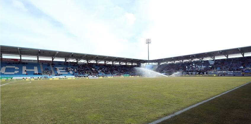 Chemnitz, 11.03.2018, community4you ARENA, Fussball, 3. Liga, 29. Spieltag , Chemnitzer FC vs. Hallescher FC 1:1 (0:0). , Im Bild: Julius Reinhardt (6, Chemnitz). ,