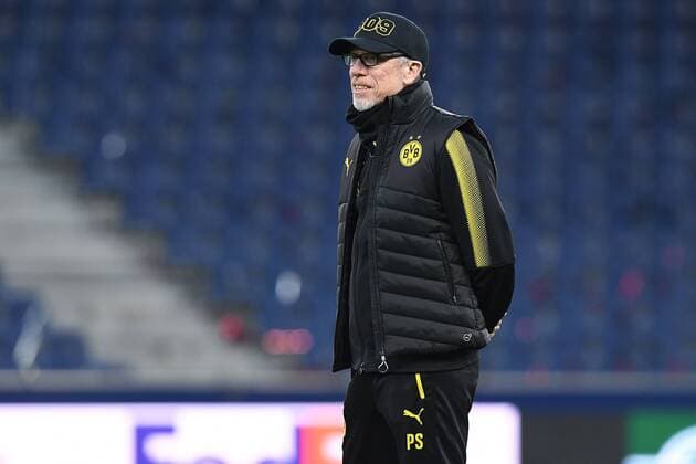 Fußball Europa League Abschlusstraining Borussia Dortmund am 14.03.2018 in der Red Bull Arena in Salzburg Peter Stöger ( Cheftrainer Dortmund )