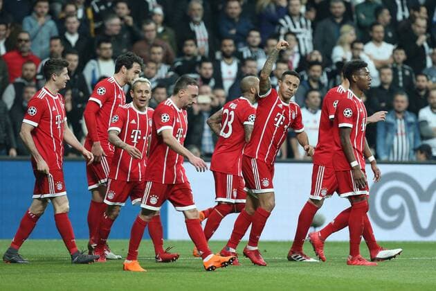 Fußball, CL, Besiktas Istanbul - Bayern München Torjubel von Thiago Alcantara 6 (FC Bayern Muenchen) zum 0:1, Besiktas Istanbul vs. FC Bayern Muenchen, Fussball, Achtelfinale, Champions League, 14.03.2018 Istanbul Istanbul Tuerkei