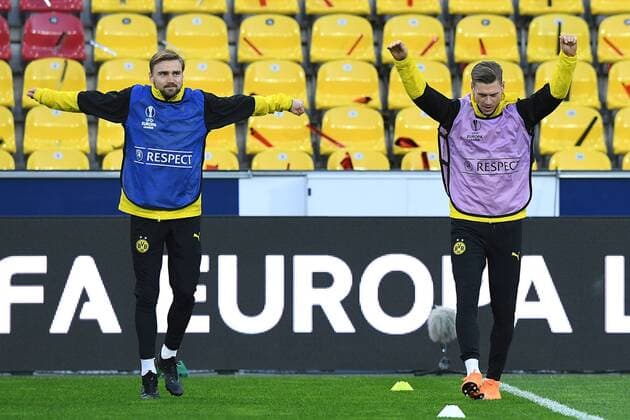 Fußball Europa League Abschlusstraining Borussia Dortmund am 14.03.2018 in der Red Bull Arena in Salzburg Marcel Schmelzer ( Dortmund ), links - Lukasz Piszczek ( Dortmund ), rechts