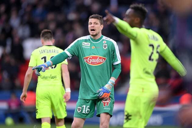 Fußball, Paris Saint Germain - Angers SCO 16 LUDOVIC BUTELLE (SCO) FOOTBALL : Paris SG vs Angers - Ligue 1 Conforama - 14 03 2018 AnthonyBIBARD FEP Panoramic 