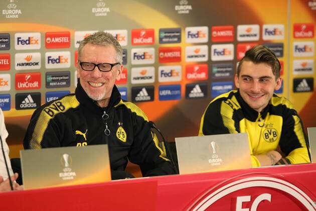 SOCCER - UEFA EL, RBS vs Dortmund SALZBURG,AUSTRIA,14.MAR.18 - SOCCER - UEFA Europa League, Red Bull Salzburg vs Borussia Dortmund, preview, press conference PK Pressekonferenz of Dortmund. Image shows head coach Peter Stoeger and Maximilian Philipp (Dortmund). GEPAxpictures xMathiasxMandl