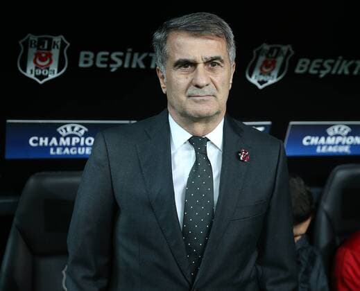 Coach Senol Gunes of Besiktas during the Champions league second leg match between Besiktas and Bayern Munchen at Vodafone Park in Istanbul , Turkey on March 14 , 2018. 