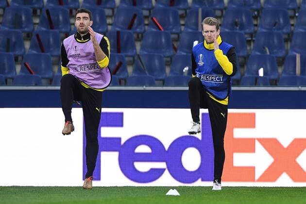 Fußball Europa League Abschlusstraining Borussia Dortmund am 14.03.2018 in der Red Bull Arena in Salzburg Sokratis Papastathopoulos ( Dortmund ), links - Andre Schürrle ( Dortmund ), rechts