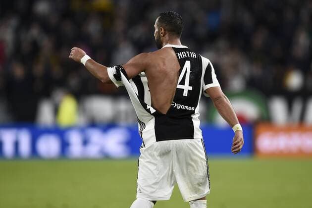 Themen der Woche - SPORT Bilder des Tages - SPORT Fußball, Juventus Turin - Atalanta Bergamo Db Torino 14 03 2018 - campionato di calcio serie A Juventus-Atalanta foto Daniele Buffa Image nella foto: Mehdi Benatia 