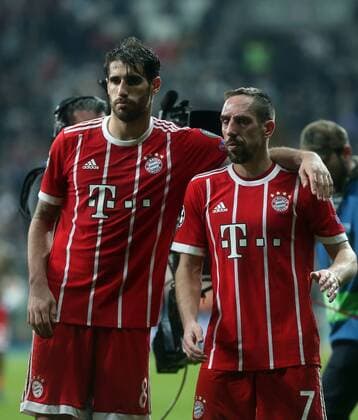 Fußball, CL, Besiktas Istanbul - Bayern München Bayern Munich s Franck Ribery and Javi Martinez during Besiktas - Bayern Munich UEFA Champions League round of 16 second leg soccer match in Vodafone Arena, Istanbul, Turkey, Mar 14, 2018.  Copyright: TolgaxAdanali 15949995