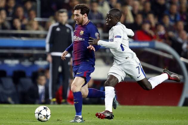 Fußball, CL, FC Barcelona - FC Chelsea (l-r) Lionel Messi of FC Barcelona Barca N Golo Kante of Chelsea FC during the UEFA Champions League round of 16 match between FC Barcelona and Chelsea FC at the Camp Nou stadium on March 14, 2018 in Barcelona, Spain. UEFA Champions League 2017 2018 xVIxVIxImagesx xMauricexvanxSteenxIVx 10346474